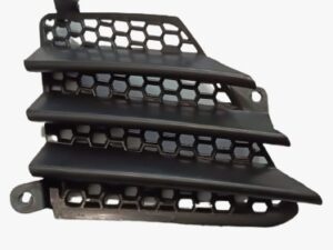 REJILLA DE TAPA DE TANQUE DERECHA TEKKEN 300